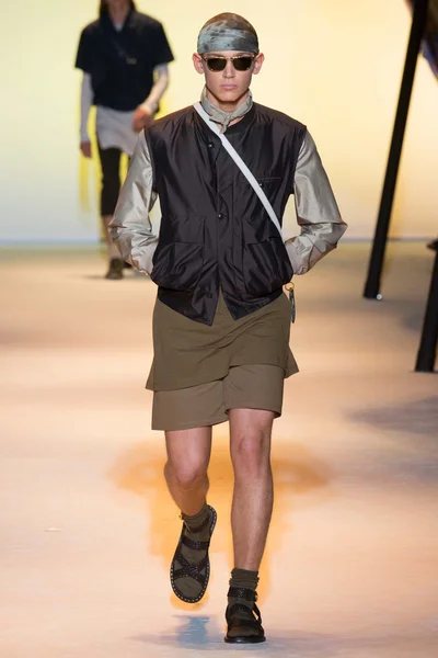 Look 31